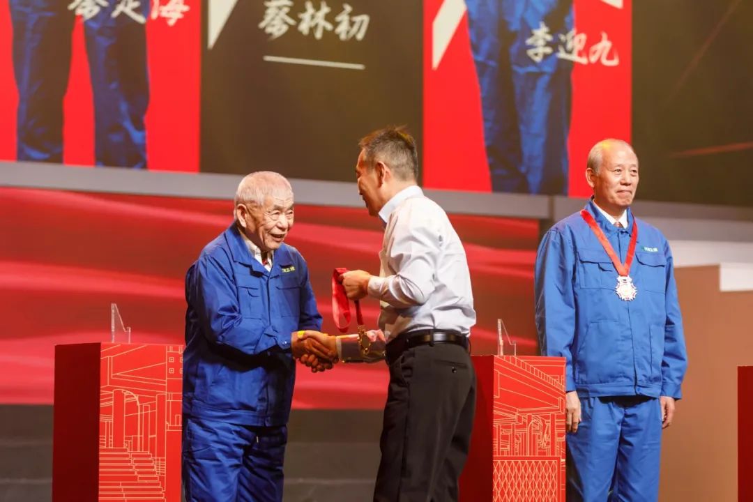 河南建筑产业发展论坛暨河南五建成立70周年庆祝大会圆满举行(图22) 图片